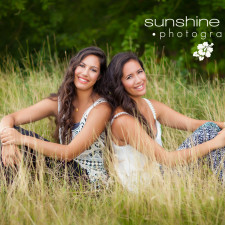 Senior Portraits Hawaii - Best Friend Session - Hawaii Senior Portrait Photographer Jennifer Buchanan of Sunshine Soul Photography